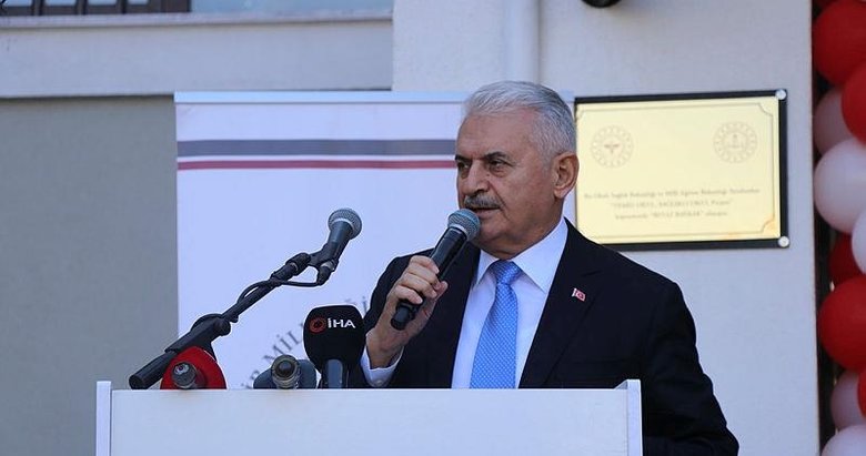 Binali Yıldırım İzmir’de hedef, tekli eğitimi yüzde 100’e çıkarmak