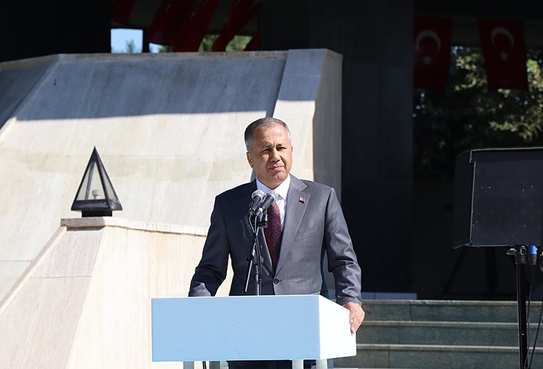 İçişleri Bakanı Ali Yerlikaya açıkladı! DEAŞ’a operasyon: 51 şüpheli yakalandı