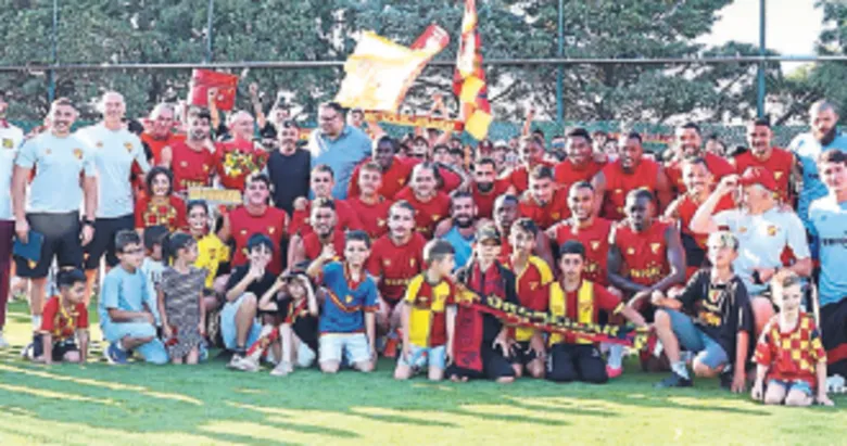Taraftarlardan tesis ziyareti