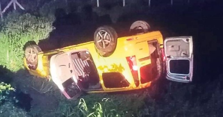 Ticari taksi devrildi 5 kişi ölümden döndü