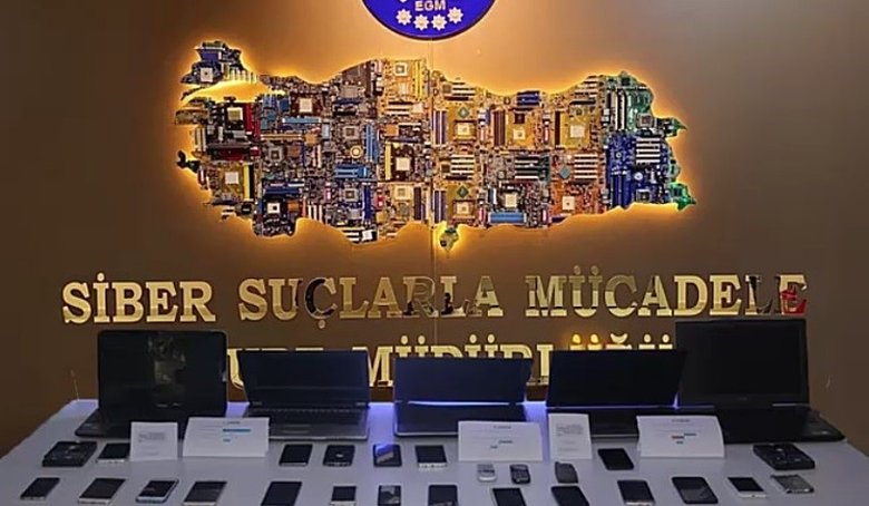 İzmir merkezli dolandırıcılık operasyonunda 30 şüpheli yakalandı