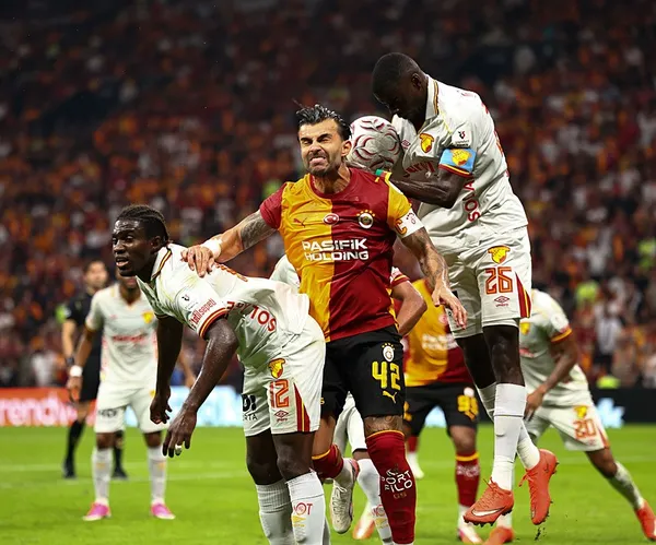 istanbulda-dev-randevu-galatasaray-goztepeyi-3-2-maglup-etti-1788036041849.png