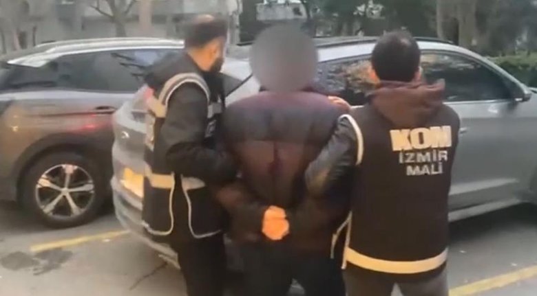 İzmir merkezli operasyonda ’Yılın iş adamı’nın da aralarında bulunduğu 5 kişi tutuklandı
