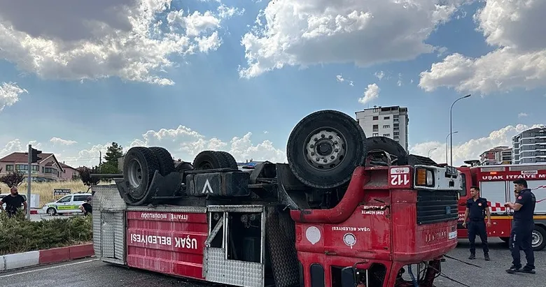 Yangına giden itfaiye aracı ile kamyon çarpıştı