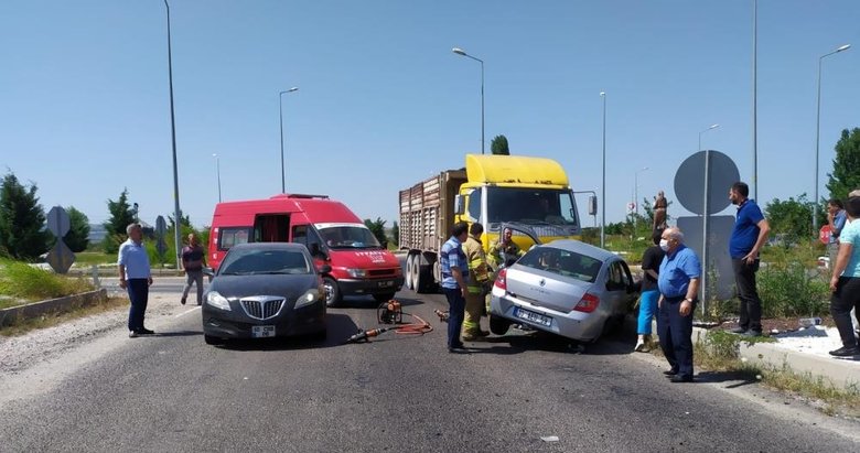 Manyas’ta trafik kazası: 2 yaralı