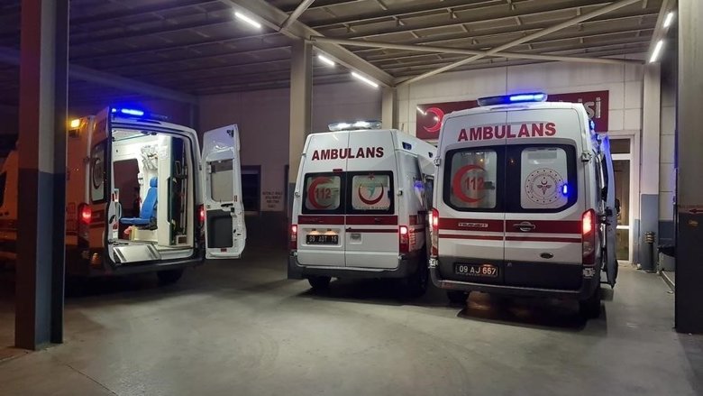 İzmir’de hayrete düşüren olay! Karnı şişen kadından 15 kiloluk çıktı...