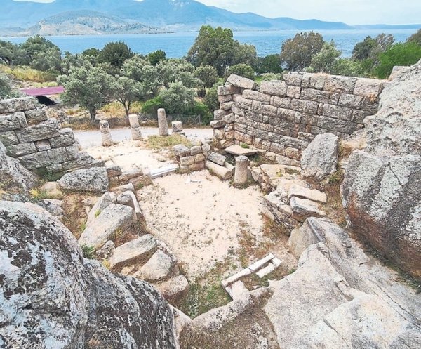 latmosun-taslarindaki-sifa-efsanesi-1780259692842.jpeg