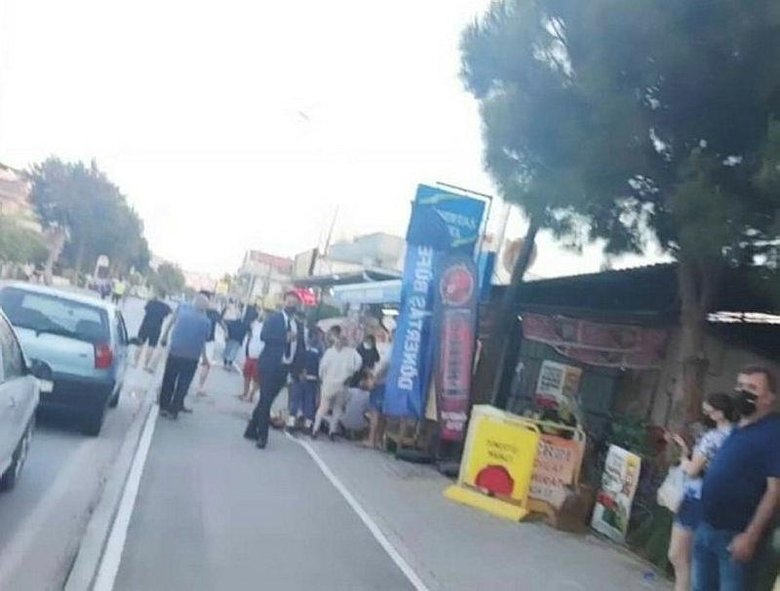 Kaza yerinde duran kalbini çalıştırdılar ama... Motor sürücüsü önce kaldırıma sonra kenarda bekleyen yayaya çarptı