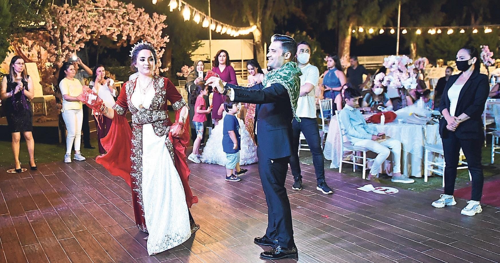 Temiz Bahce Dugun Fiyatlari Dugun Buketi