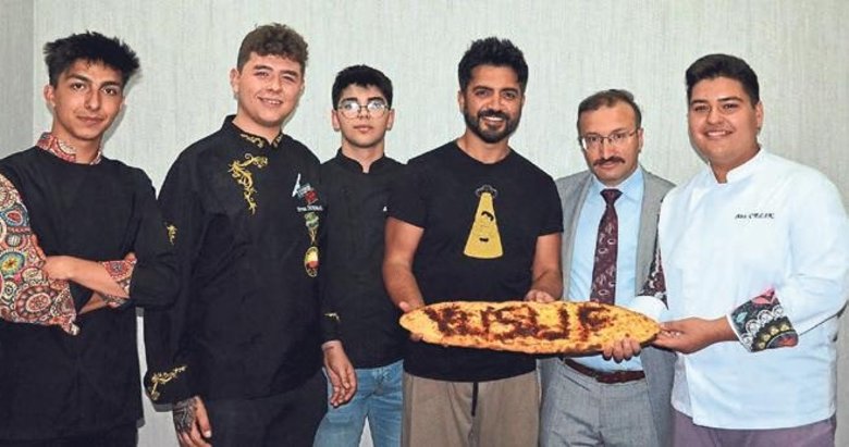 Emet pidesi ve keçi peynirine hayran kaldı