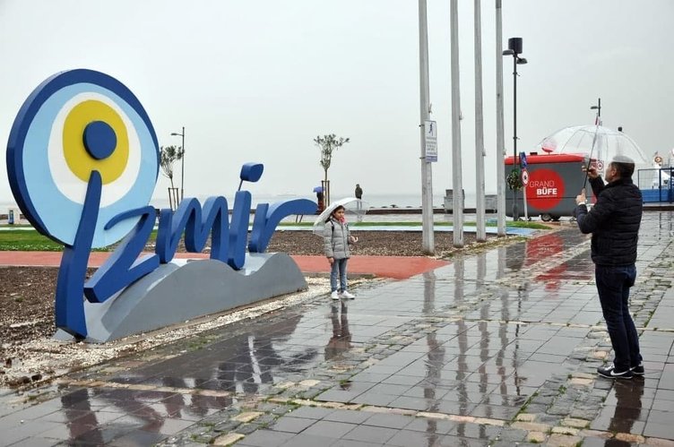 İzmir’e kuvvetli yağış uyarısı! 9 Temmuz Cumartesi hava durumu...