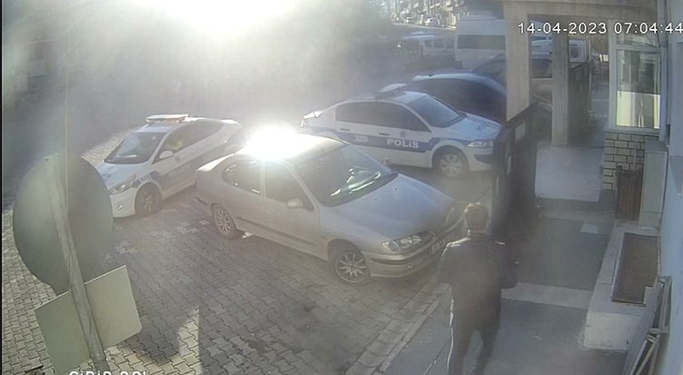 Manisa’da polis lojmanında başından vurulmuştu! Yeşim Akbaş cinayetinde yeni görüntüler ortaya çıktı