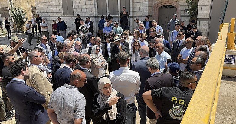 İsrail’in diplomatlara saldırısına sert tepki