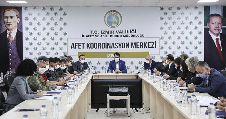 İzmir’de Bakan Kurum başkanlığında koordinasyon toplantısı yapıldı