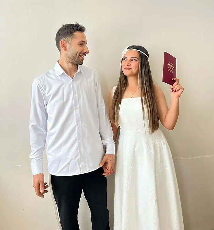 manisada-mucize-nikah-agir-yarali-olarak-kaldirildigi-hastanede-evlendi-1786022400868.jpeg