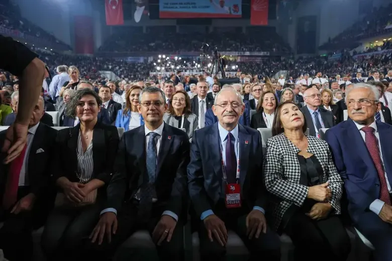 chp-kurultayi-davasinda-carpici-taniklik-kiptasin-vip-listesi-mahkemede-gundem-oldu-1782934283187.png