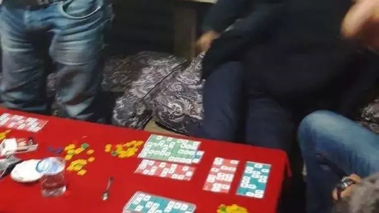 Kumarhaneye dönen kahvehaneye jandarmadan baskın