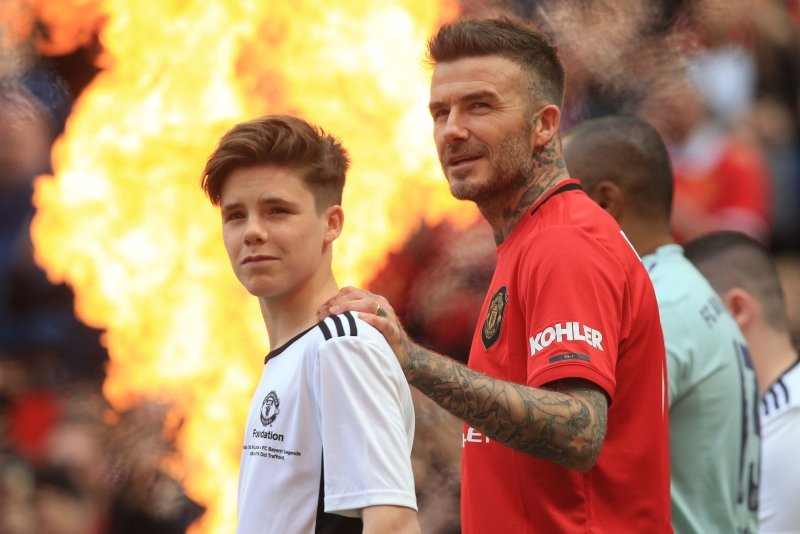 David Beckham yeniden sahalarda! David Beckham ve Victoria Beckham�ın