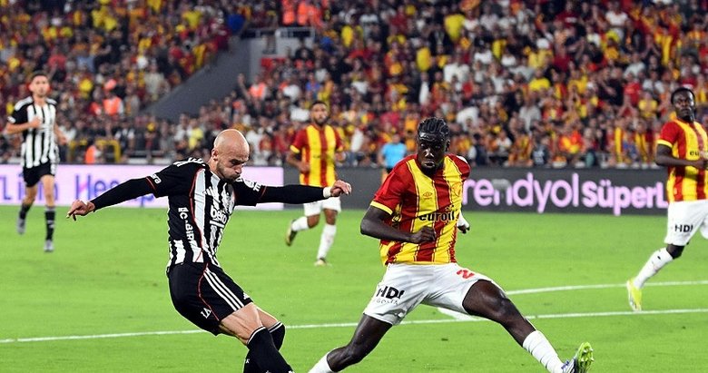 Göztepe Beşiktaş’a karşı üstünlüğünü koruyor