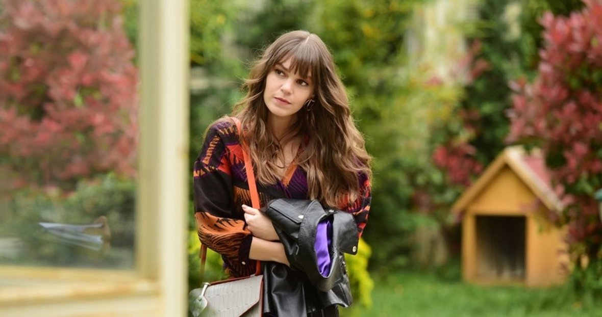 Murat Boz'un sevgilisi Aslı Enver'in kardeşleri tıpatıp aynı!