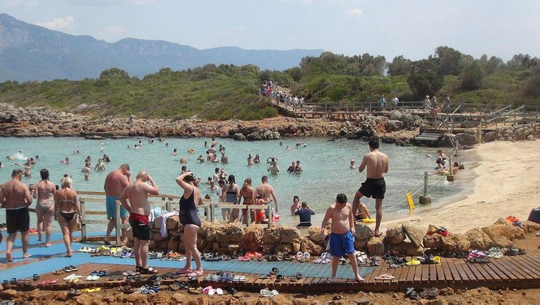 Gökova Körfezi’nin nazar boncuğu: Kleopatra Adasına ziyaretçi akını