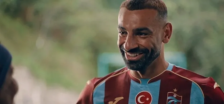 trabzonspordan-begeni-toplayan-salah-paylasimi-bizde-ruyalar-gercek-olur-1786281476927.jpeg