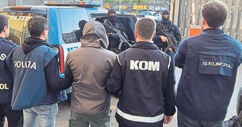 Çete örgütü patronu İtalya’da yakalandı