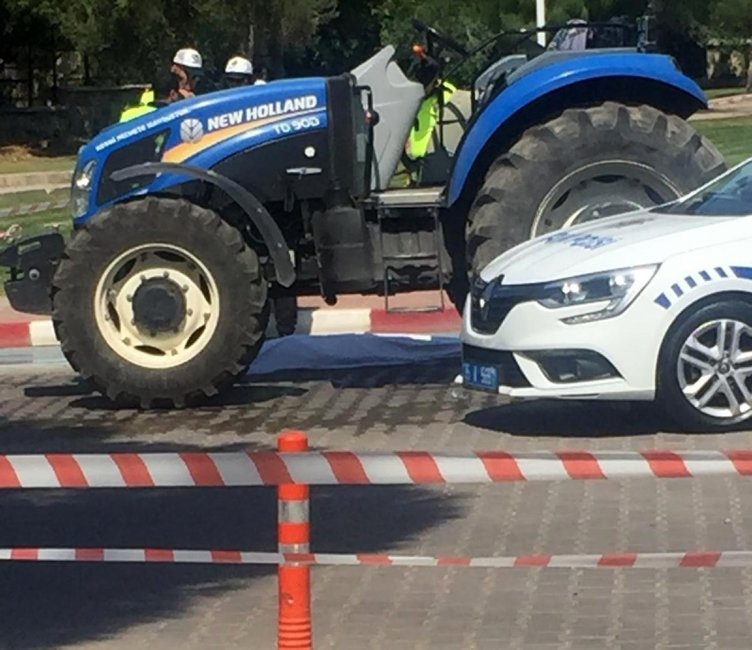 İzmir’de Ege Üniversitesi kampüsünde feci ölüm! Kampüste traktörün çarptığı Sezen Zambak öldü