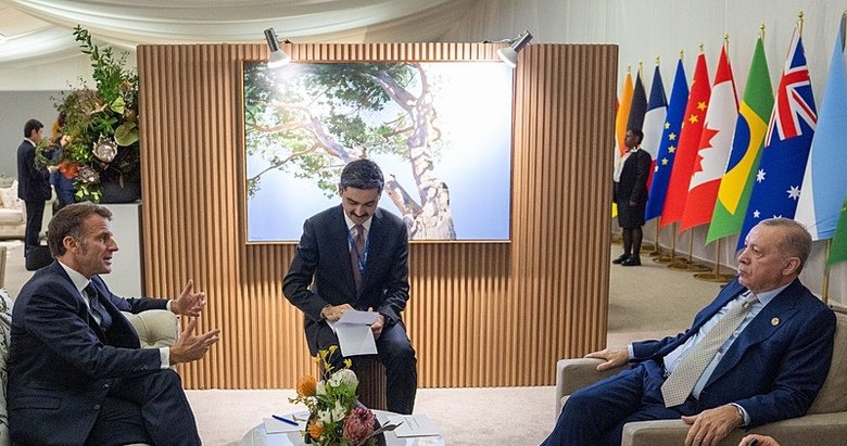 Erdoğan, Macron ile görüştü