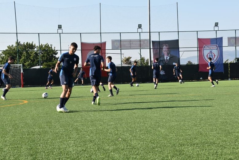 25 yılda bir değil, 25 günde bir yıldız yetiştirmeliyiz