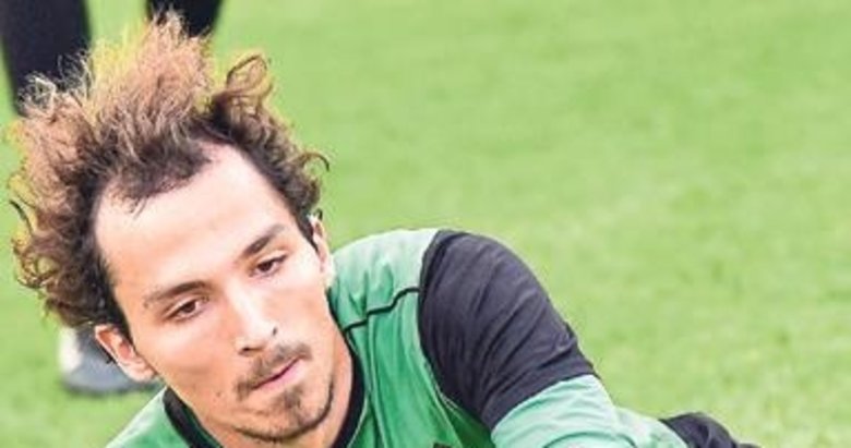 Denizlispor’da kale Ali Eren’in
