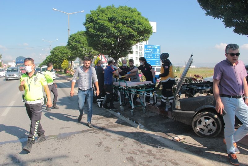 Afyon’da korkunç kaza! Otomobil ile kamyon çarpıştı