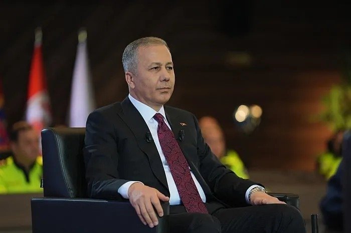 Trafikte yeni dönem: Bakan Yerlikaya duyurdu