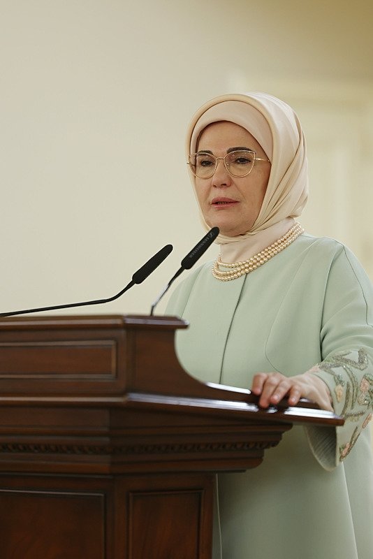 Emine Erdoğan, Gönül Elçileri ile iftarda bir araya geldi