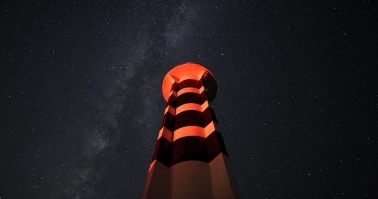 Kartpostallık kareler! İzmir’de Perseid meteor yağmuru fotoğraflandı