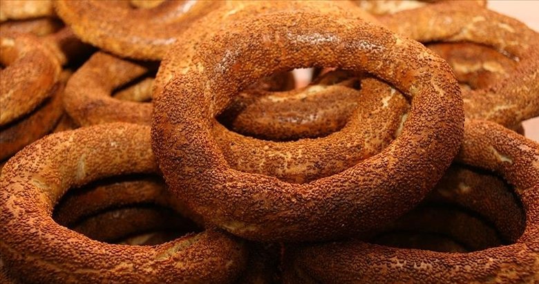 İzmir’de simit zammı o tarihe kaldı!