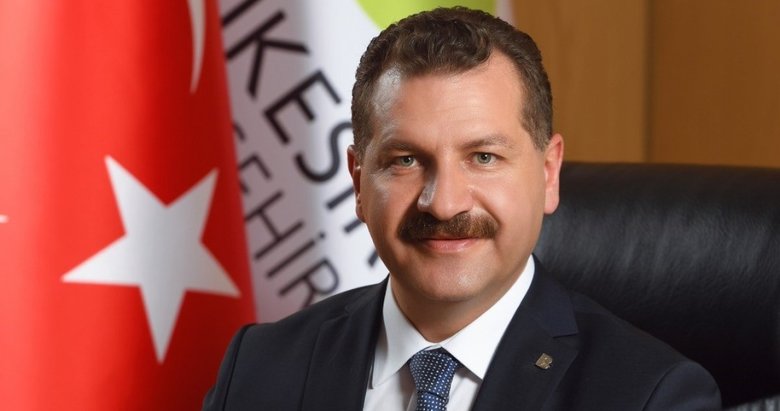 Yücel Yılmaz kimdir, nereli, kaç yaşında? İşte Balıkesir Belediye Başkanı Yücel Yılmaz’ın hayatı ve siyasi kariyeri