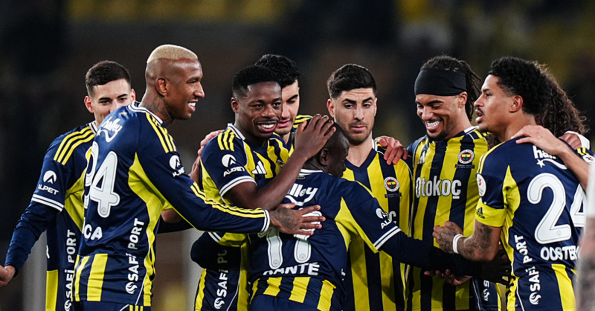 Fenerbahçe'ye 'Evet' dedi! Genç isim yolda