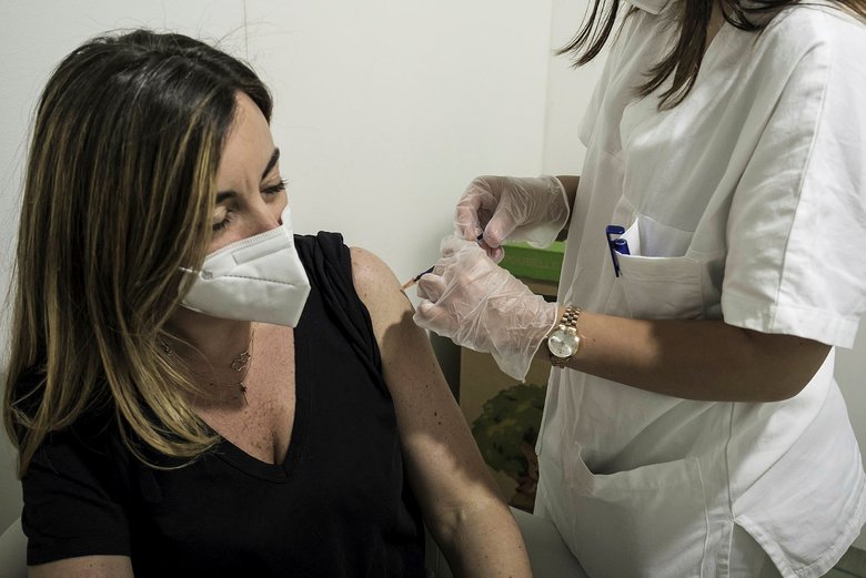 Dünya genelinde kaç kişi Kovid aşısı oldu? Türkiye ilk 10’da