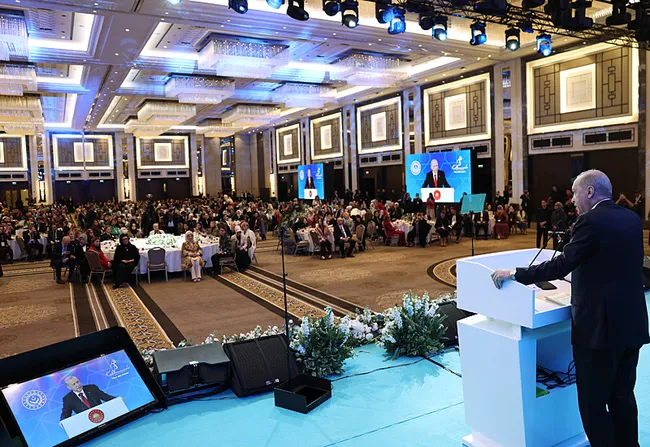 Başkan Erdoğan: Türkiye adaletsizliklere tepki veriyor