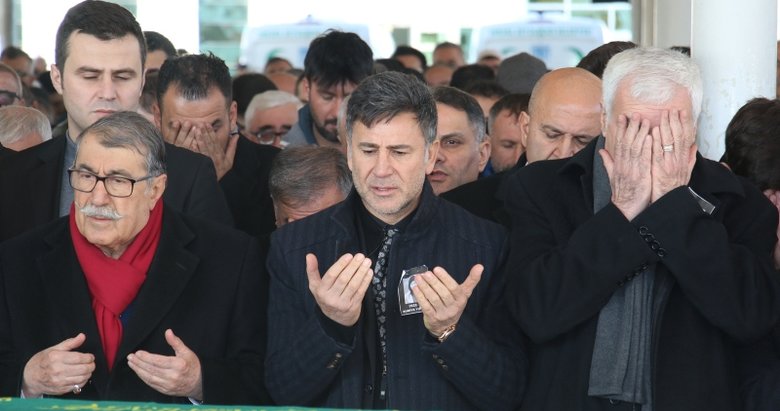 İzzet Yıldızhan’ın annesi Suriye Zelal Yıldızhan son yolculuğuna uğurlandı