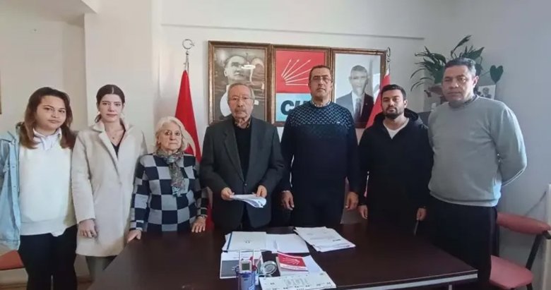 CHP Foça’da görevden alma krizi