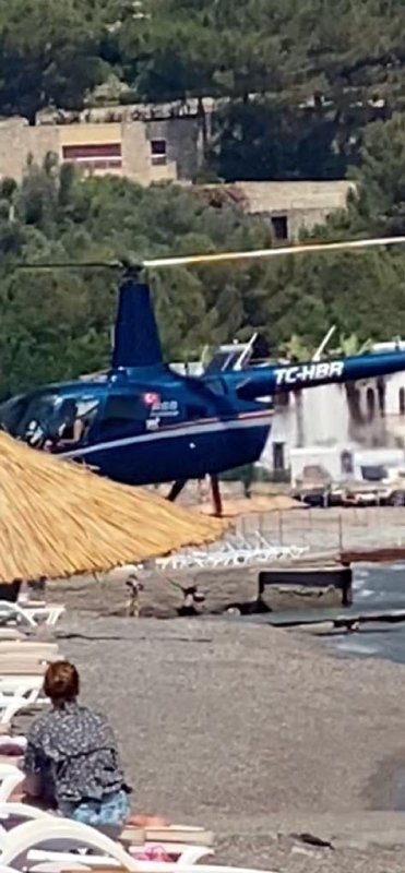 Marmaris’te helikopterin indiği plajdaki işletmecilerden ilginç savunma