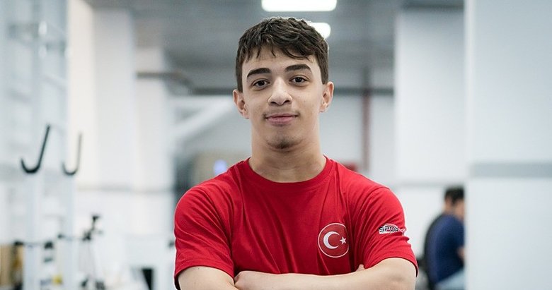 Yiğit Erdoğan’dan büyük başarı