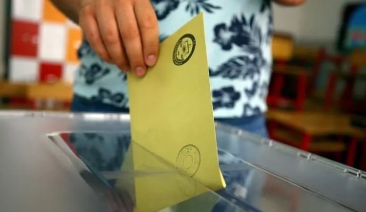 31 Mart seçim günü resmi tatil mi? Pazar günü çalışanlar mesai alacak mı? 2024 resmi tatil olan yerler...