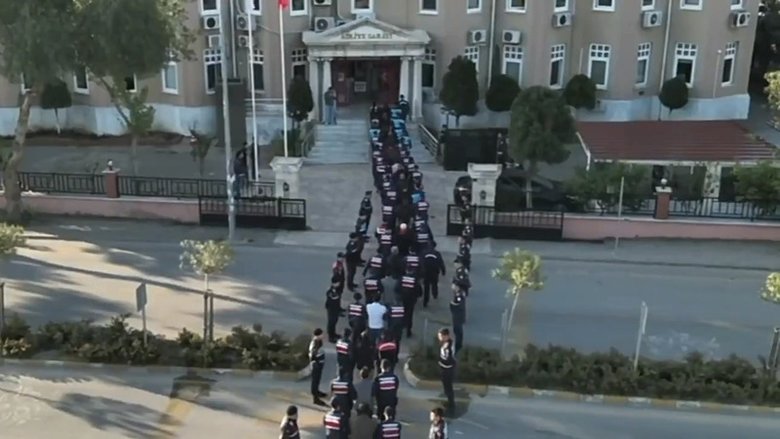 Aydın merkezli 8 ilde dolandırıcılara yönelik operasyon