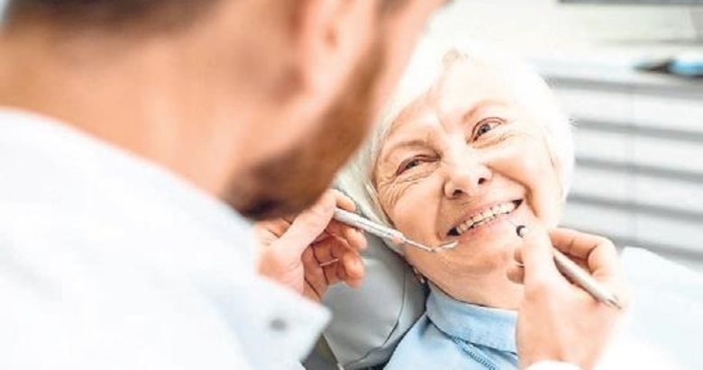 Emekliler için yeni gelişme: Diş protezi ve implant tedavileri artık ücretsiz