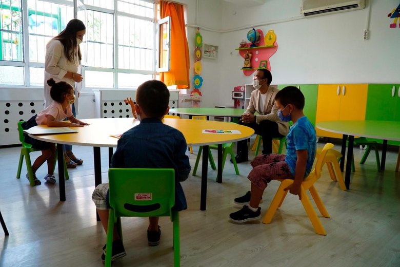 İzmir İl Milli Eğitim Müdürü Yahşi: Gönül rahatlığıyla evlatlarınızı okula gönderebilirsiniz