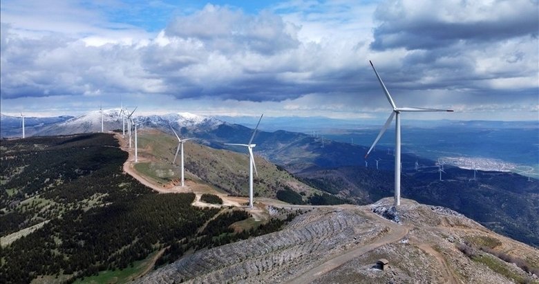 Türkiye’nin yenilenebilir enerji kurulu gücü 75 bin megavatı aştı