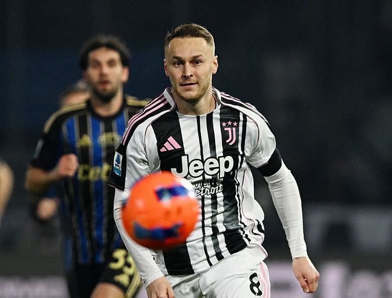 G.Saray’da iki aday